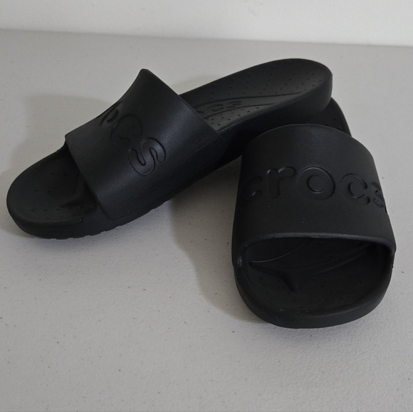 Crocs Black Slide Sandals Size Men's 7 /Women's 9 - Picture 2 of 9